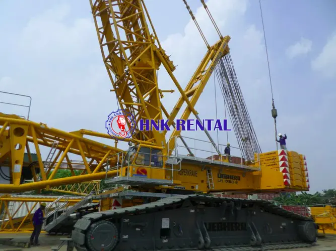  Sewa Unic Crane  pelabuhan kalianget sumenep